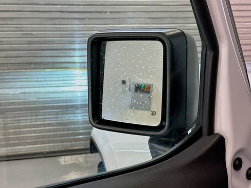 Used 2022 Jeep Wrangler Sahara image 16