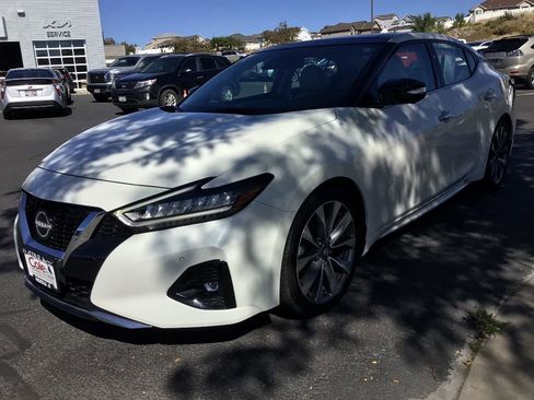 Used 2023 Nissan Maxima Platinum w/ Sport Mat Group image 2