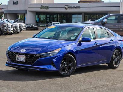 Used 2021 Hyundai Elantra SEL w/ Cargo Package