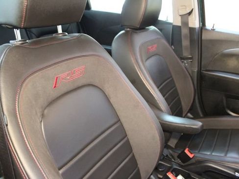 Used 2018 Chevrolet Sonic Premier w/ Driver Confidence Package FWD image 11
