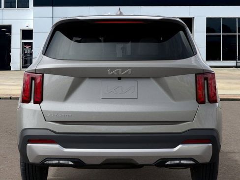 New 2026 Kia Sorento LX image 15