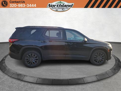 Used 2023 Chevrolet Traverse RS image 4