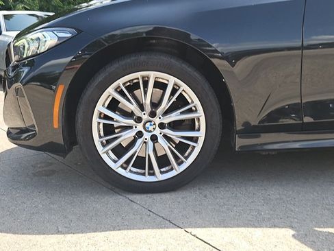 Used 2023 BMW 330i Sedan w/ Premium Package RWD image 18