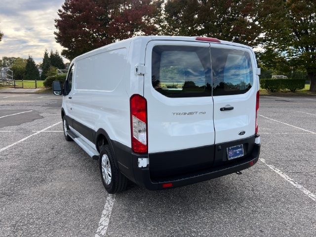 Used 2025 Ford Transit 250 Low Roof w/ Exterior Upgrade Package RWD image 8