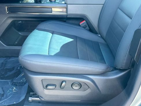 Certified 2024 GMC Hummer EV 3X image 19