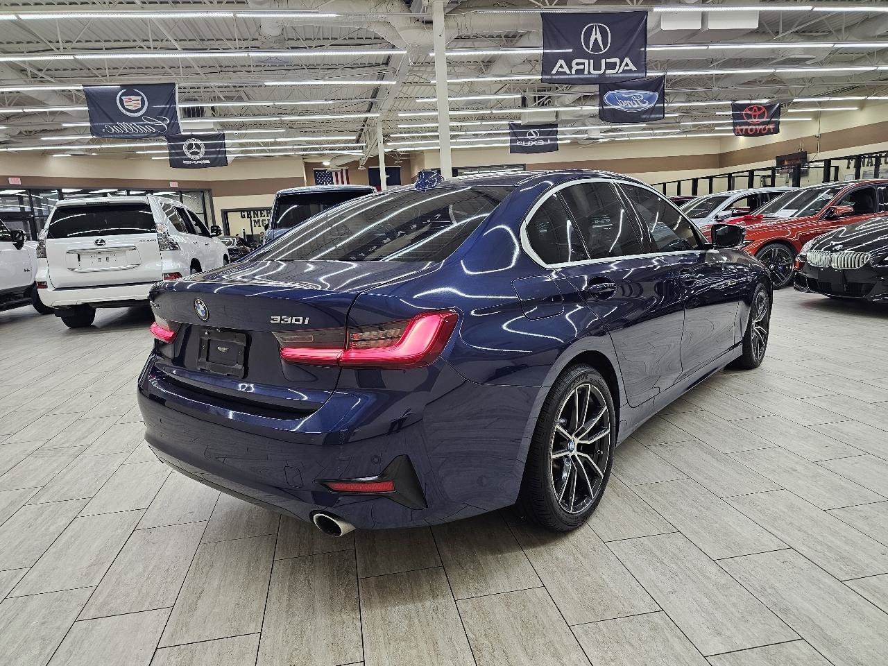 Used 2019 BMW 330i Sedan w/ Convenience Package RWD image 6