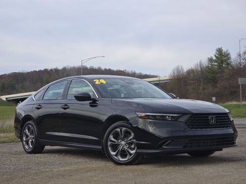 Used 2024 Honda Accord EX image 2