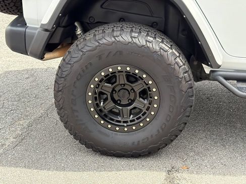 Used 2021 Jeep Wrangler Unlimited Rubicon AWD/4WD image 17
