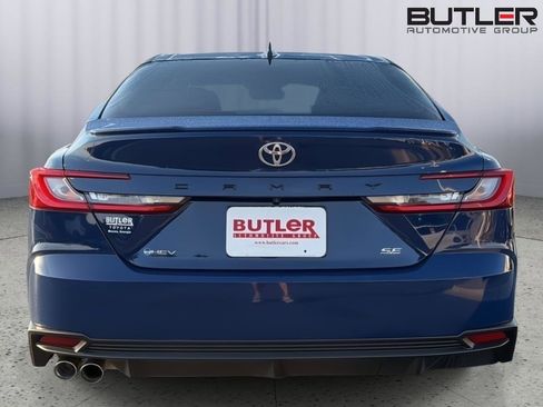 Certified 2025 Toyota Camry SE w/ Multimedia Upgrade Package FWD image 5