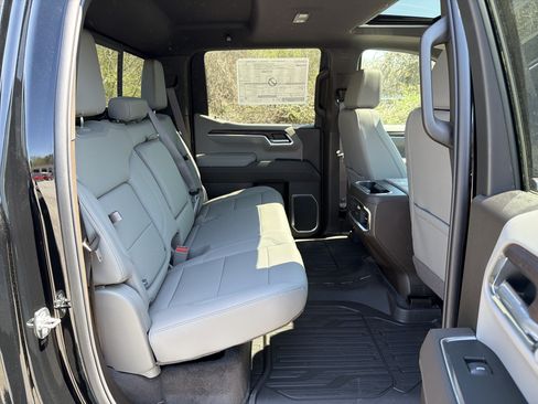New 2026 GMC Sierra 1500 SLT w/ SLT Premium Plus Package AWD/4WD image 19