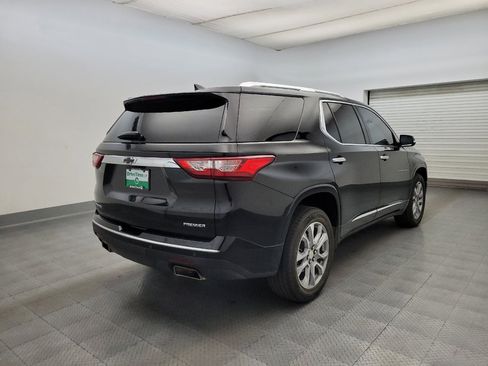 Used 2020 Chevrolet Traverse Premier FWD image 9