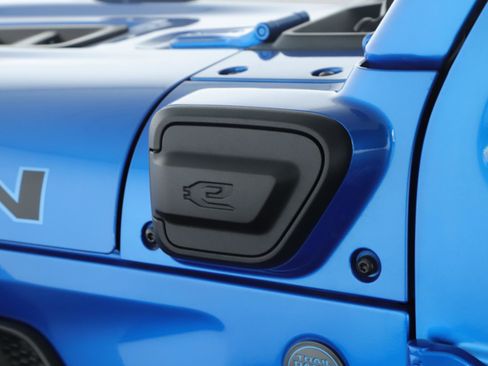 Used 2022 Jeep Wrangler Unlimited Rubicon 4xe w/ Steel Bumper Group image 18