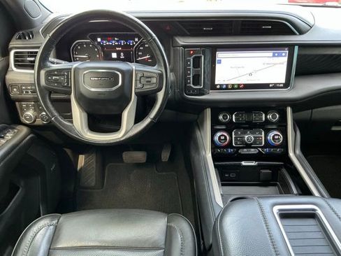 Used 2021 GMC Yukon Denali w/ Advanced Technology Package image 8