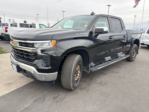 Used 2024 Chevrolet Silverado 1500 LT w/ Protection Package image 7