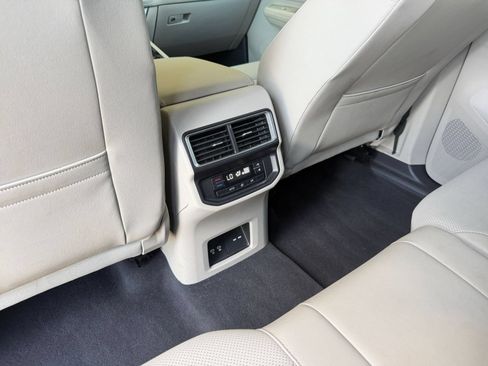 Used 2026 Volkswagen Atlas SE AWD/4WD image 24