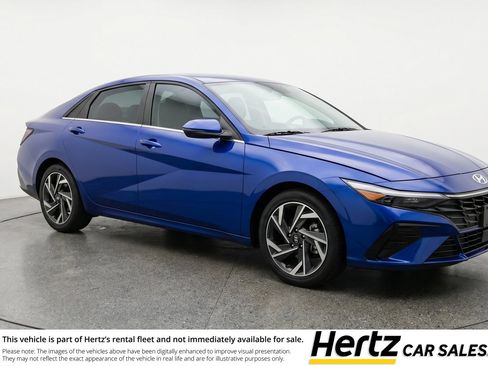 Used 2025 Hyundai Elantra SEL FWD image 1