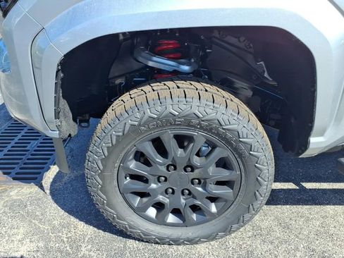 New 2026 Toyota Tacoma SR5 AWD/4WD image 4