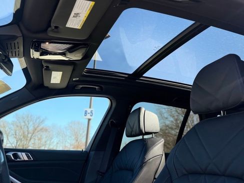 New 2026 BMW X5 xDrive40i w/ M Sport Package AWD/4WD image 13