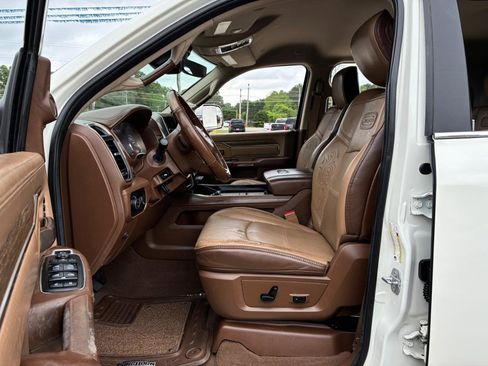Used 2019 RAM 3500 Limited AWD/4WD image 13