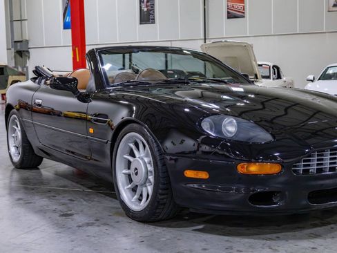Used 1997 Aston Martin DB7 Volante RWD image 39