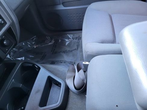 Used 2006 Dodge Dakota SLT image 25