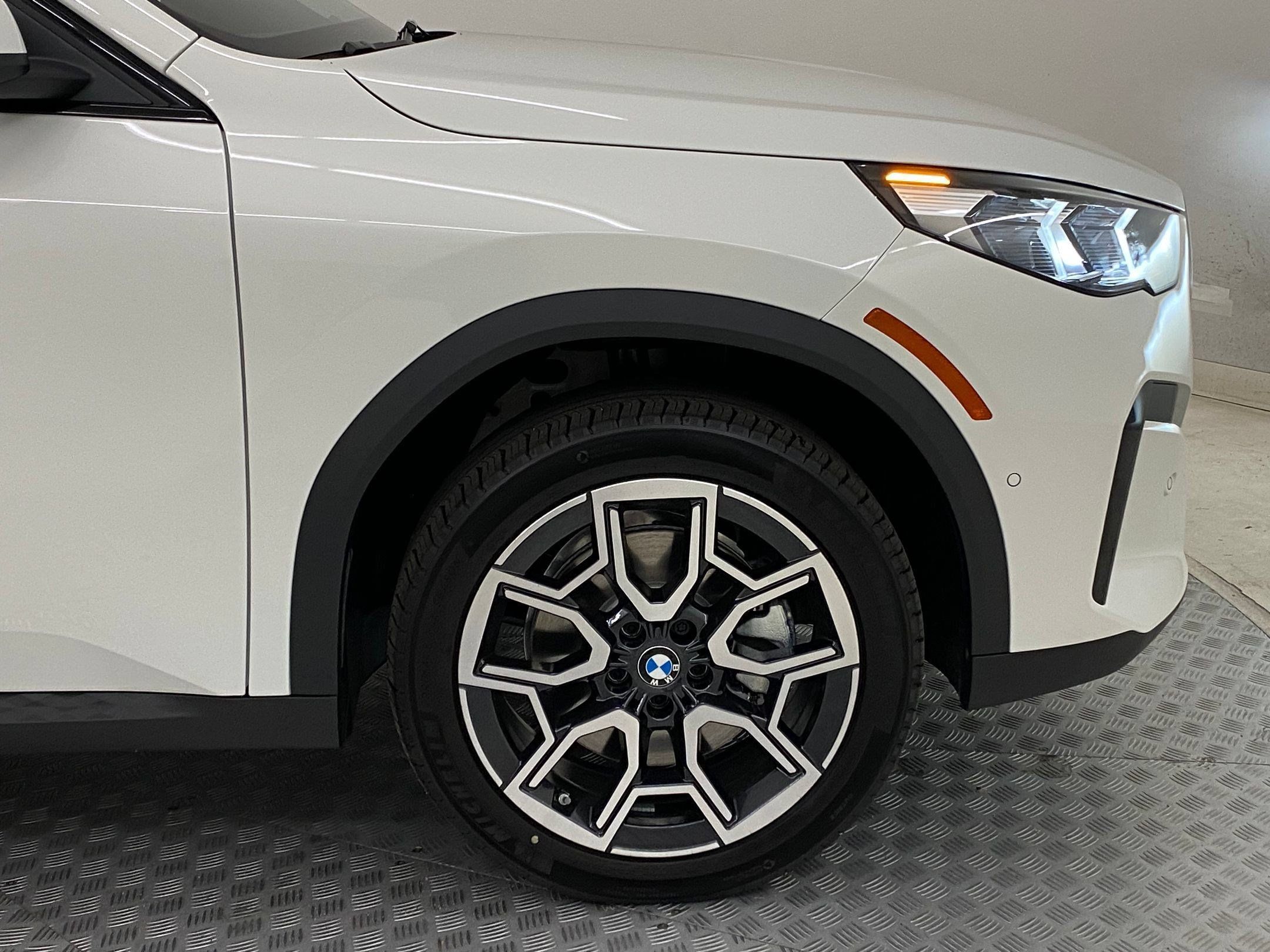 Used 2026 BMW X2 xDrive28i w/ Convenience Package AWD/4WD image 11