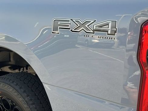 New 2026 Ford F350 Lariat w/ Black Appearance Package AWD/4WD image 15