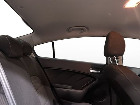 Used 2017 Kia Forte LX FWD image 15