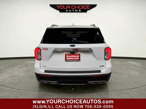 Used 2020 Ford Explorer XLT w/ Equipment Group 202A AWD/4WD image 4