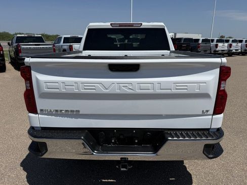 Used 2025 Chevrolet Silverado 1500 LT RWD image 8