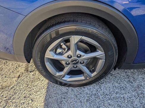 Used 2025 Kia K4 LXS image 32
