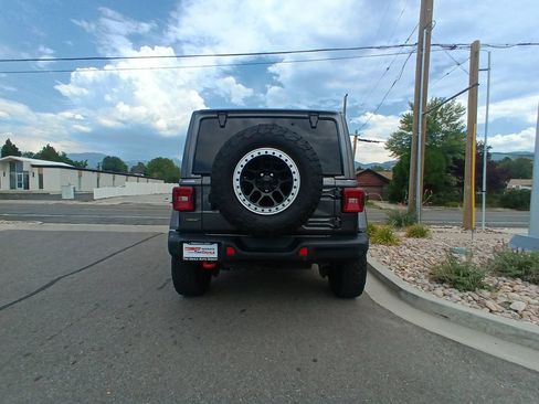 Used 2021 Jeep Wrangler Unlimited Rubicon AWD/4WD image 7