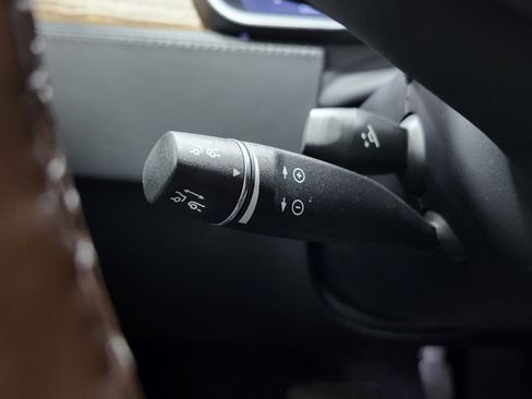 Used 2020 Tesla Model S Long Range image 37