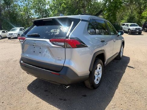 Used 2019 Toyota RAV4 XLE w/ Convenience Package AWD/4WD image 6