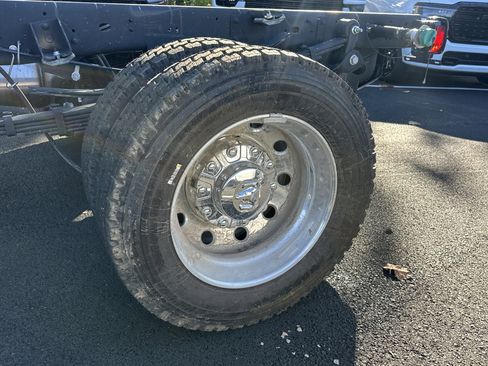 New 2026 RAM 5500 Laramie w/ Laramie Trim Package image 32