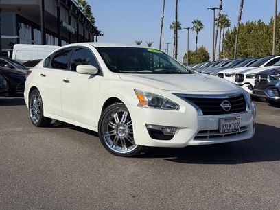 Used 2014 Nissan Altima 2.5 SV