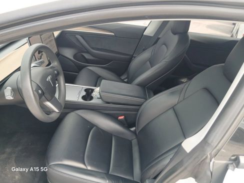 Used 2021 Tesla Model 3 Long Range AWD/4WD image 9