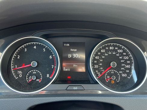 Used 2018 Volkswagen Golf Alltrack AWD/4WD image 5