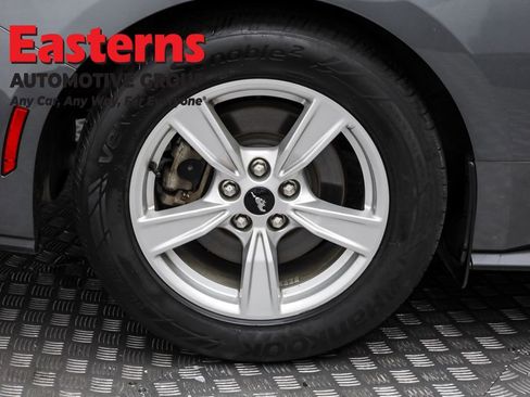 Used 2024 Ford Mustang Coupe image 27