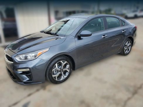Used 2021 Kia Forte LXS FWD image 7
