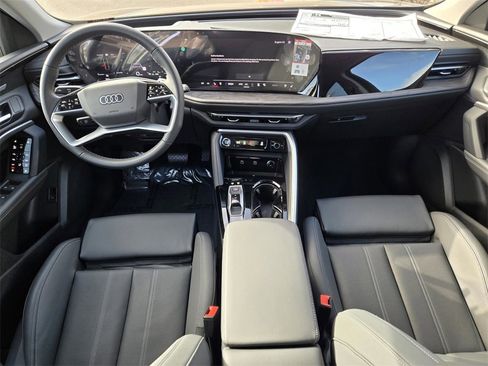 New 2025 Audi Q5 Premium Plus image 12