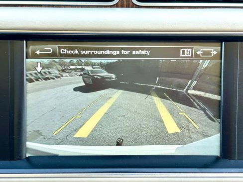 Used 2016 Land Rover Range Rover HSE image 31