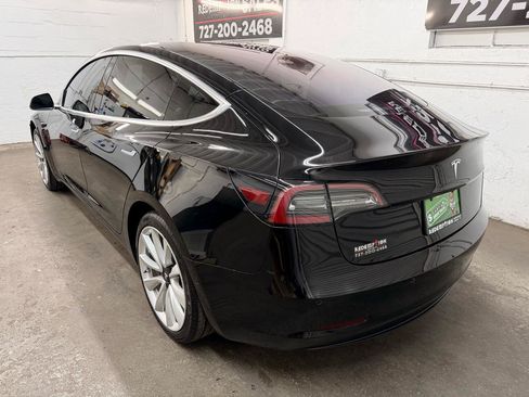Used 2018 Tesla Model 3 RWD image 3