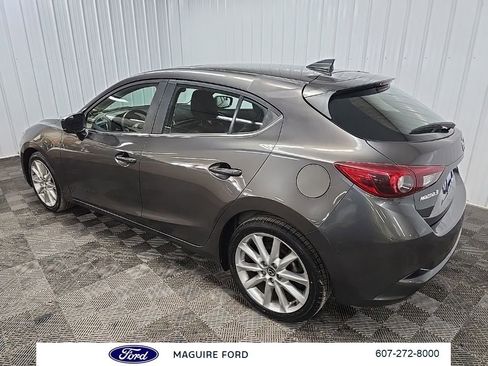 Used 2017 MAZDA MAZDA3 Grand Touring w/ Premium Equipment Package FWD image 11