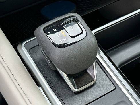 New 2026 Nissan Pathfinder SL AWD/4WD image 32