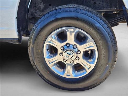 Used 2024 RAM 3500 Big Horn AWD/4WD image 22