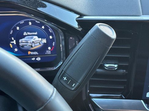 Used 2024 Chevrolet Silverado 1500 LT image 28