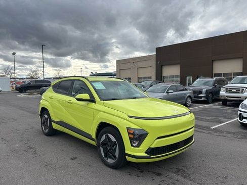 Used 2024 Hyundai Kona SEL image 3