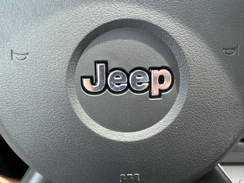 Used 2008 Jeep Liberty Sport w/ North Edition Group AWD/4WD image 18