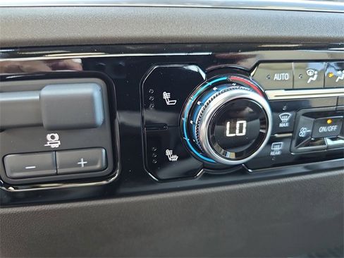 New 2026 GMC Sierra 1500 SLE w/ Preferred Package image 23